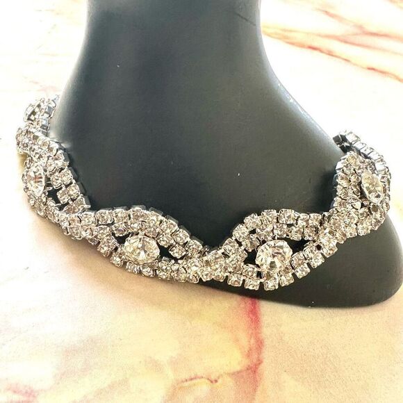 Faux Diamond bracelet - Picture 7 of 7